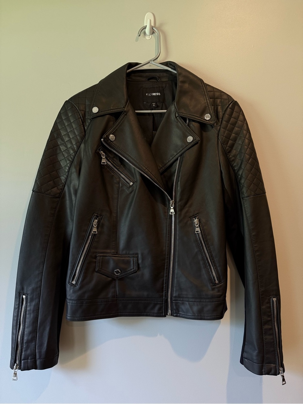 **FINAL PRICE** Women’s ‘Express’ leather jacket